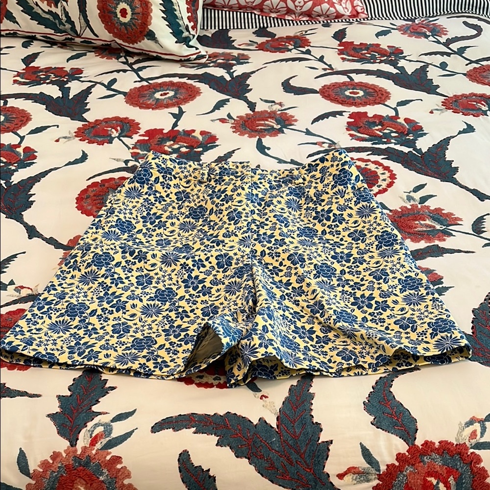 Vintage Talbots Floral Blue and Yellow Women's Shorts